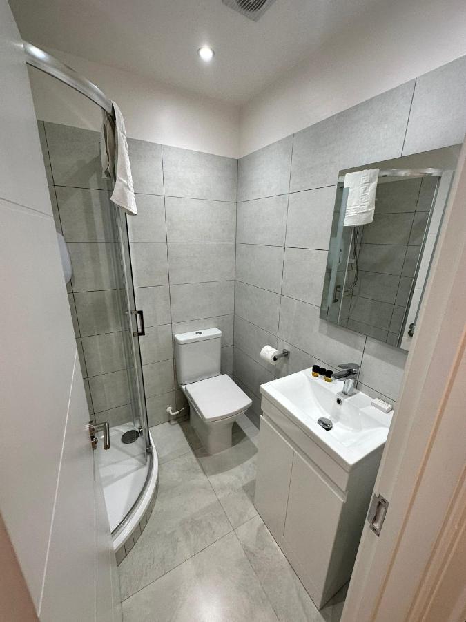 2A Soho Studios By Indigo Flats Sleeps 4 ลอนดอน ภายนอก รูปภาพ